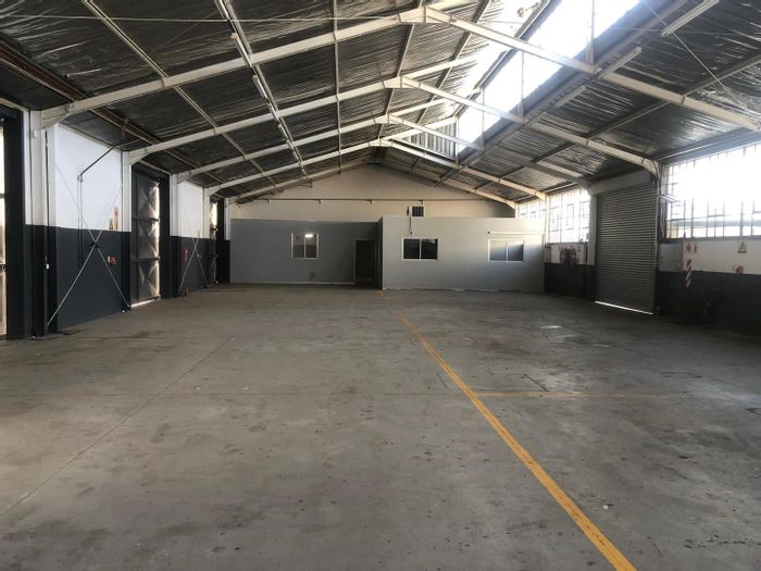 Industrial Warehouse to Rent in Southern Industrial Area with offices and kitchen.