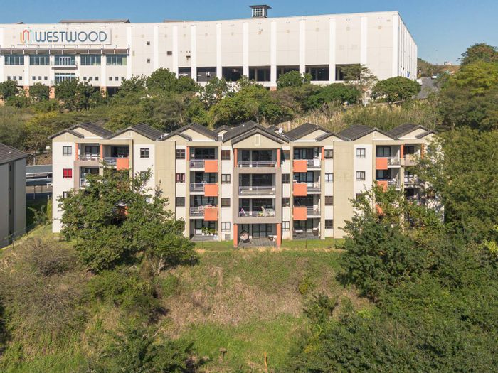 1-Bedroom Apartment in Sherwood For Sale with Pool, Clubhouse, and Hiking Trails.