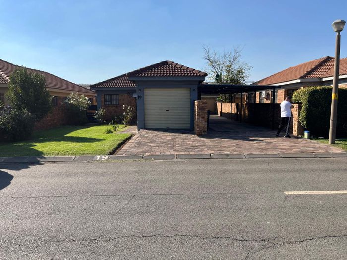 For Sale: House in Alberton Central with 2 beds, private garden, and security.