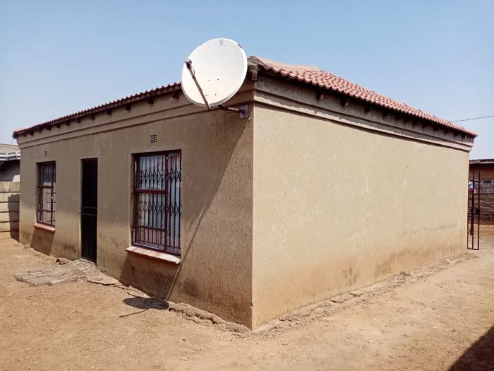 Property #2187812, House for sale in Katlehong