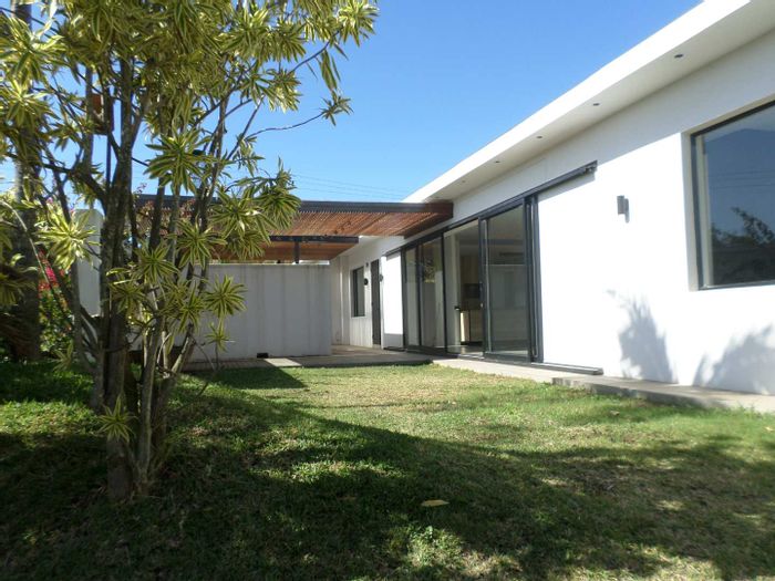 Property #2169889, Apartment rental monthly in Sheffield Beach