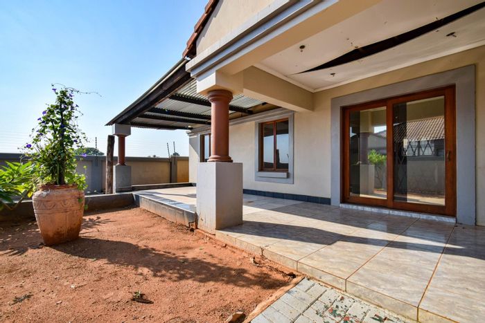 Property #2473202, House For Sale in Willow Park Manor