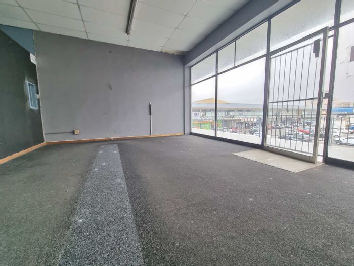 First-floor business unit in Sidwell with retail space, offices, kitchenette, and toilet.