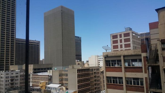 Property #1917573, Apartment pending sale in Johannesburg Central