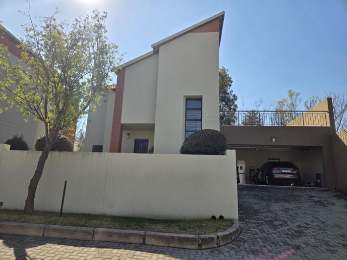 Property #2399745, Cluster Rental Monthly in Kyalami Hills