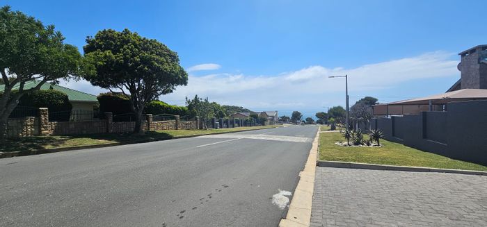 Vacant Land Residential For Sale in Mossel Bay Golf Estate with scenic views and amenities.