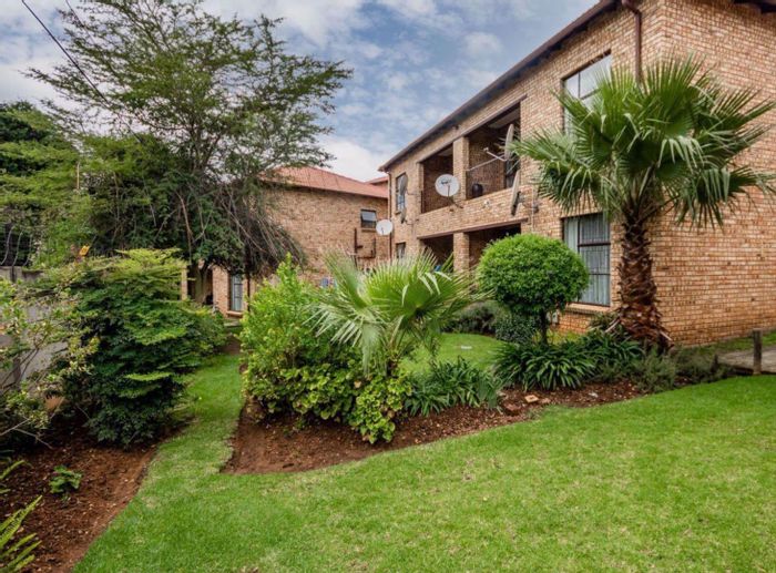 For Sale: Weltevreden Park Apartment with balcony views, pet-friendly, secure complex.