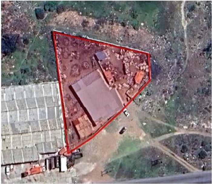 Industrial property for sale in Windvogel: 435m² building, ideal for various uses.