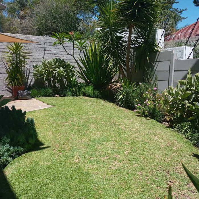 Property #2185084, Townhouse for sale in Klein Windhoek