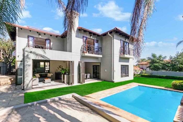 Dainfern House For Sale: 3 Bedrooms, Pool, Solar Power, Secure Estate Living.