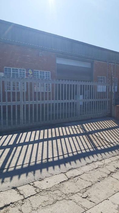 Property #2170317, Industrial rental monthly in Neave