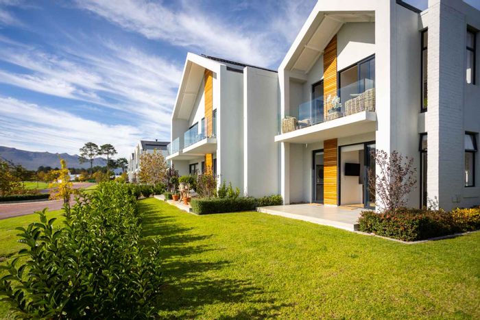 For Sale: Apartment in Val De Vie Estate with polo fields and wellness amenities.