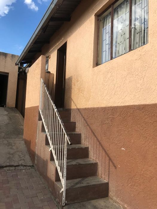 Property #2150328, House for sale in Wanaheda