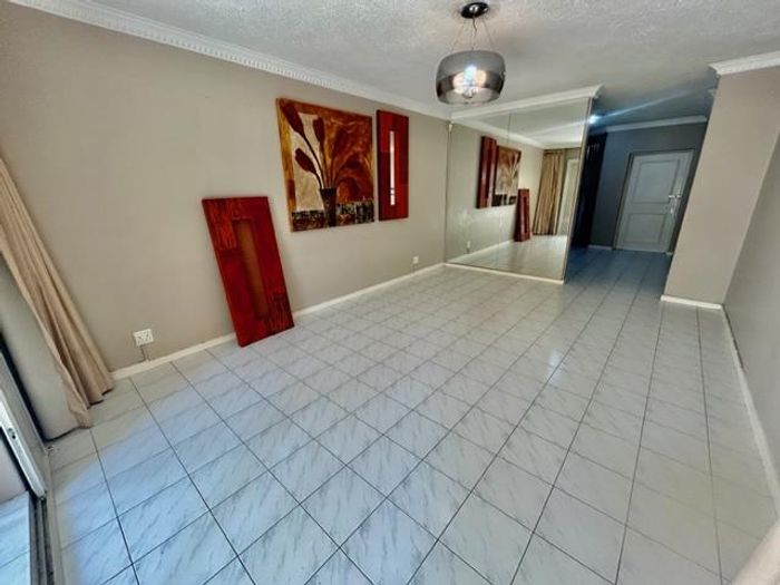 Property #2198923, Townhouse rental monthly in Sandhurst