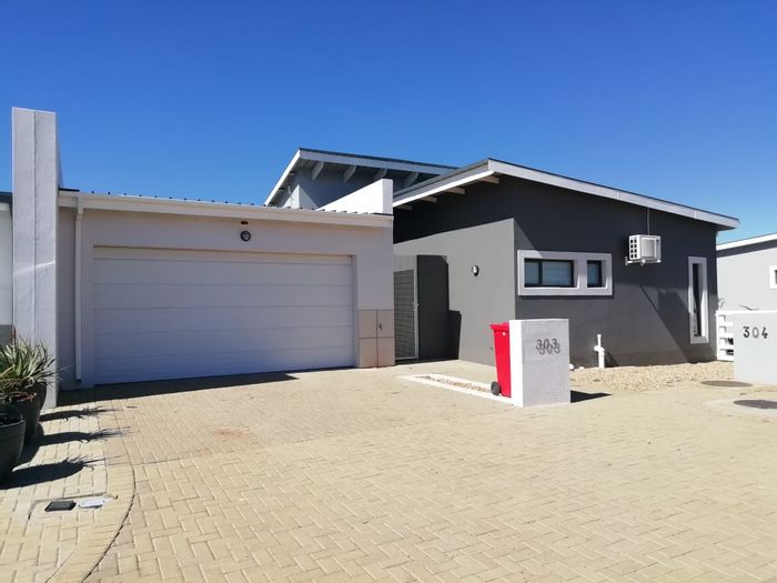 Property #2157160, House for sale in Windhoek Central