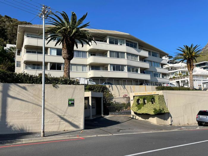 Property #2159323, Apartment sold in Sea Point