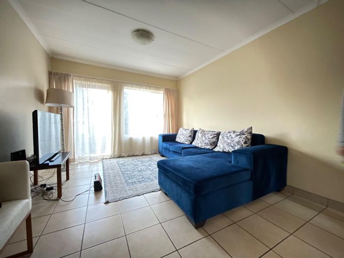 2-Bedroom Apartment To Rent in Meredale with balcony and prepaid utilities.