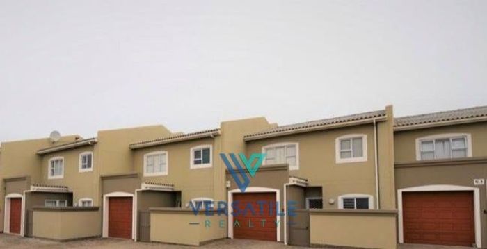 Property #2072248, Townhouse for sale in Mile 4