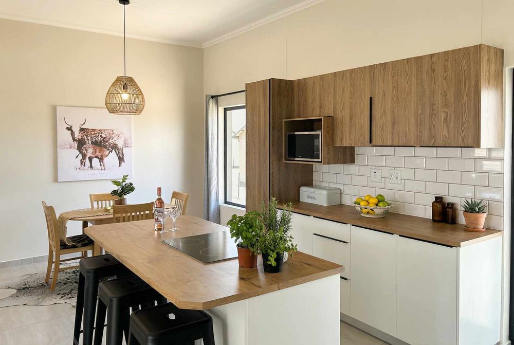 Modern kitchen with kitchen island.