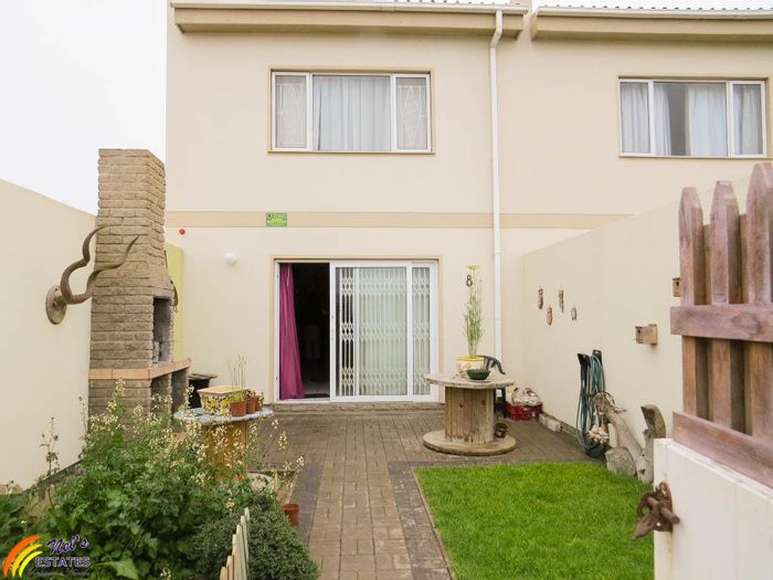 Property #2001715, Townhouse for sale in Swakopmund Central