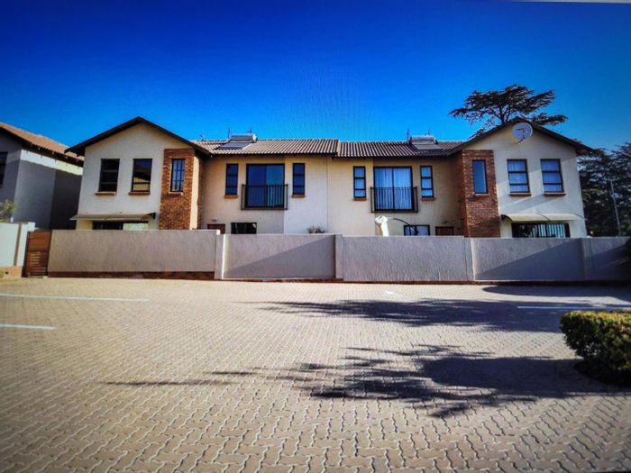 Property #2175555, Townhouse for sale in Rynfield