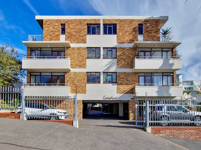 Property #2250257, Apartment for sale in Bantry Bay