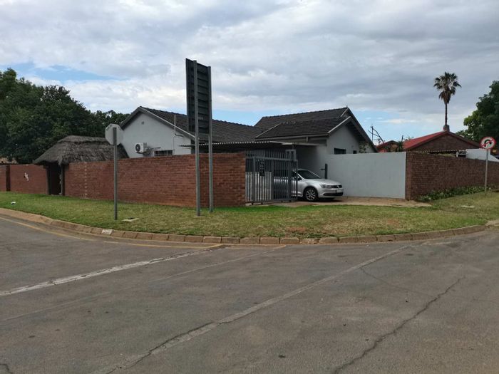 Property #2333253, Apartment Rental Monthly in Roseville