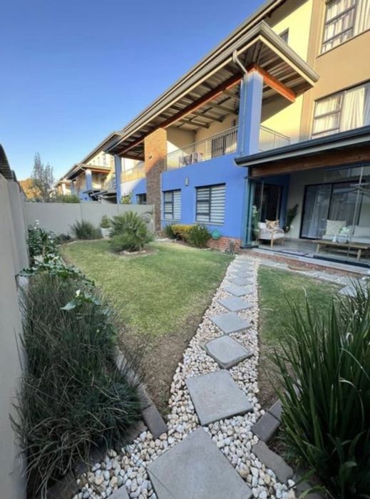 3 Bed, 2 Bath Apartment To Rent in Carlswald with gym, clubhouse, and security.