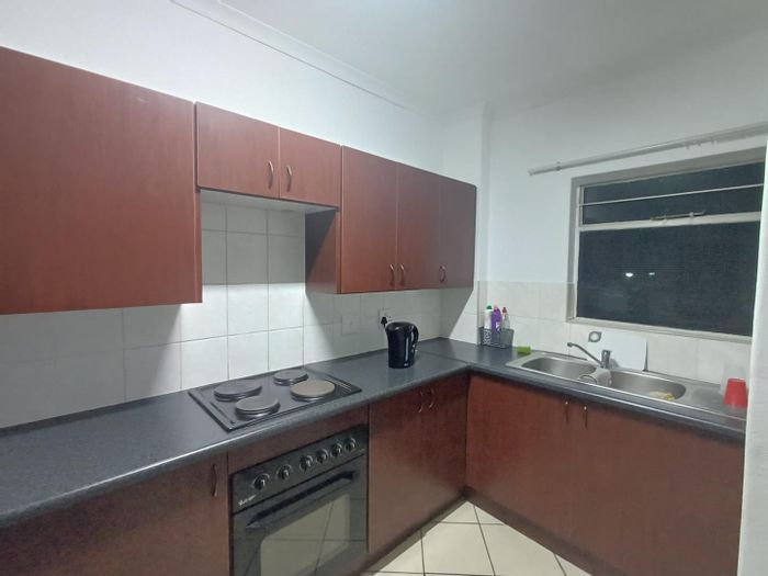 2-Bedroom Apartment To Rent in Honeypark with balcony, clubhouse, and playground access.