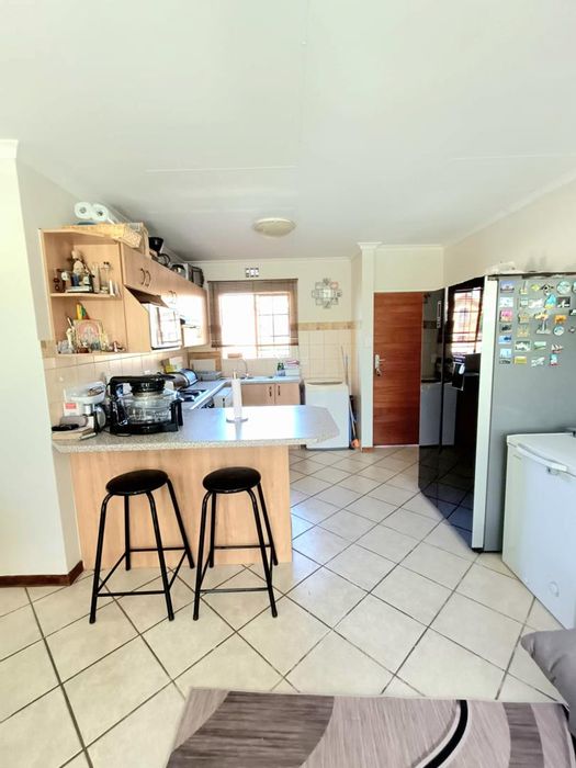 Hillside Apartment For Sale: 2 beds, security estate, close to amenities.