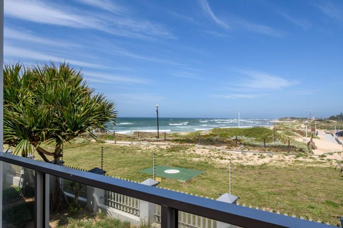 Property #2336584, Apartment For Sale in Summerstrand