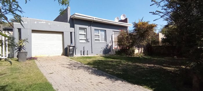 For Sale: Apartment in Terenure AH with 2 beds, garage, and estate security.