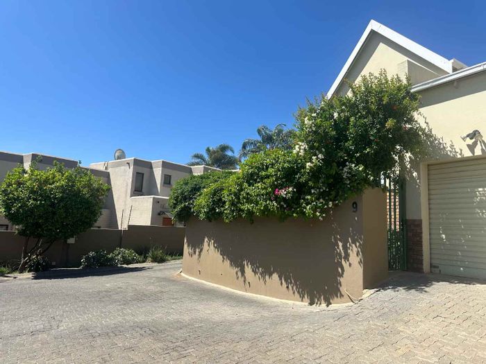 Property #2326849, Townhouse For Sale in Radiokop