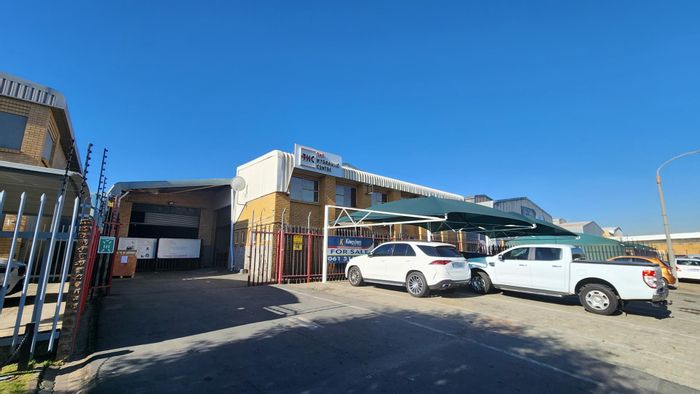 Property #2169986, Industrial for sale in Jet Park