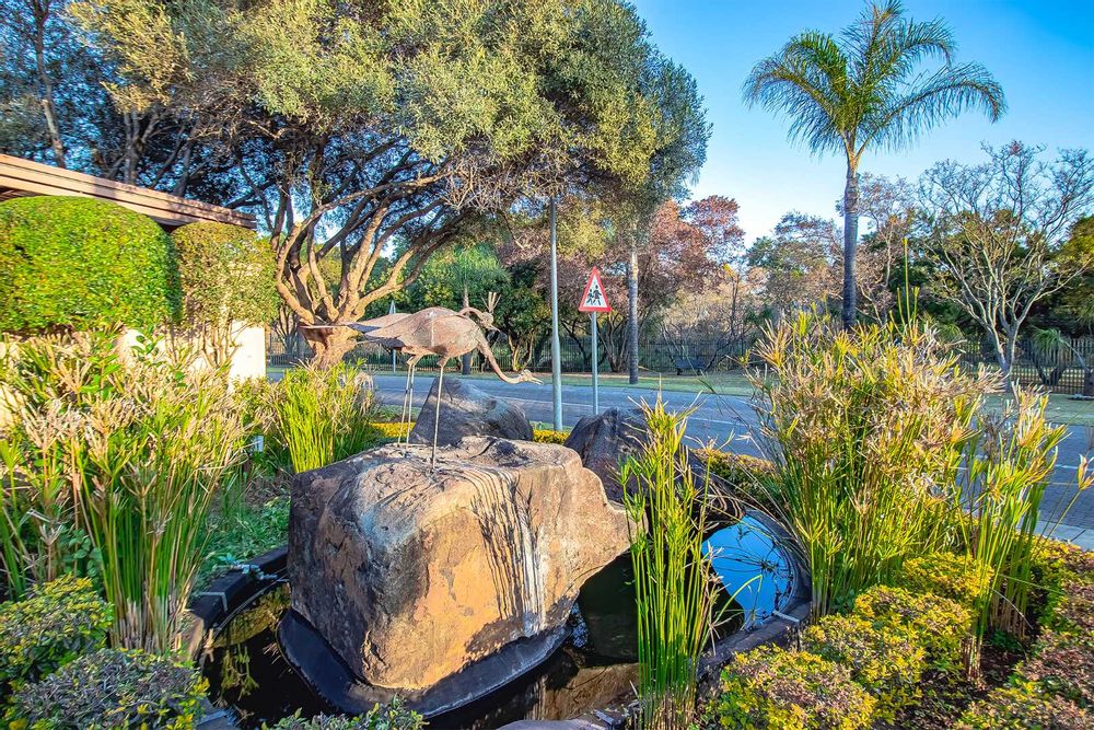 COMMUNAL GARDENS OF ESTATE