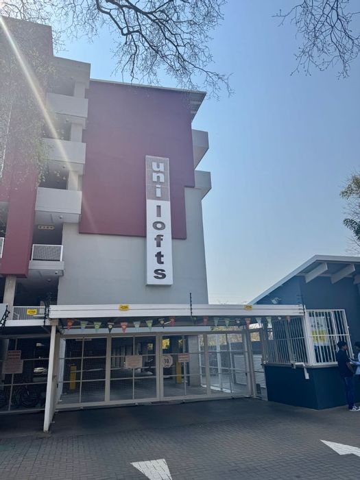 For Sale: Apartment in Hatfield with 24-hour security, furnished, and student-friendly amenities.