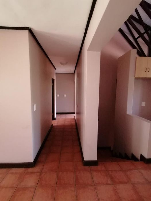 Property #2094433, House rental monthly in Hartebeespoort A H