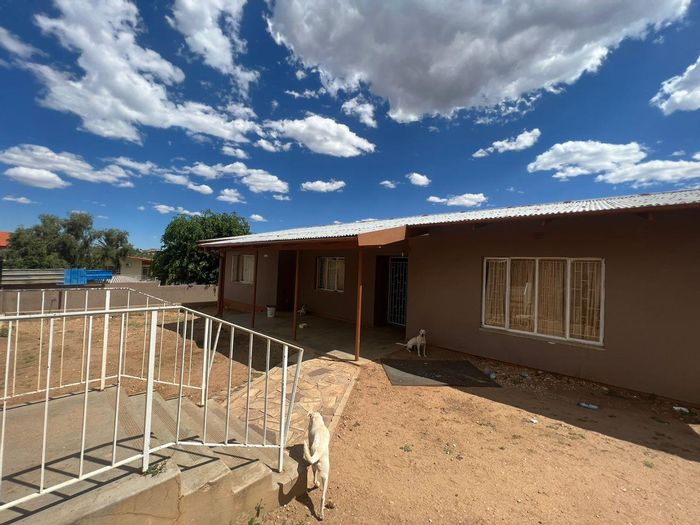 Windhoek West Property property and houses for sale in Windhoek West