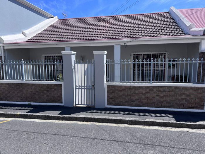 Property #2154488, House pending sale in Green Point