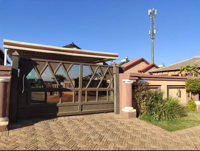 For Sale: 2-bedroom house in Soshanguve Ext, close to schools and amenities.
