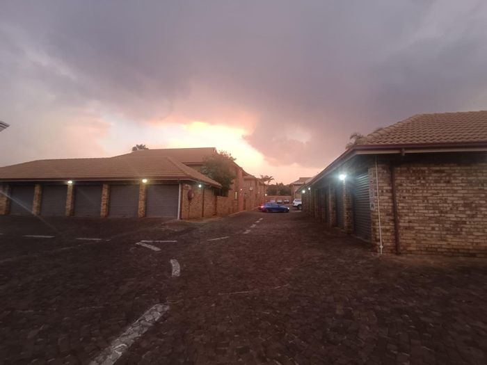For Sale: 3-Bedroom Apartment in Zwartkop Ext 7 with Pool, Security, Garage.