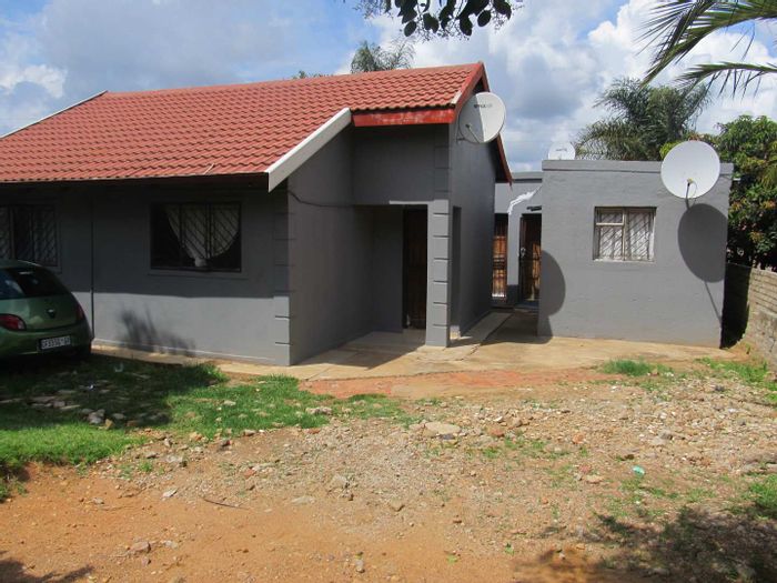 Property #2089809, House pending sale in Cosmo City