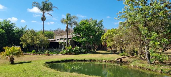 For Sale: 73.51ha Farm in De Tweedespruit with water supply and infrastructure.