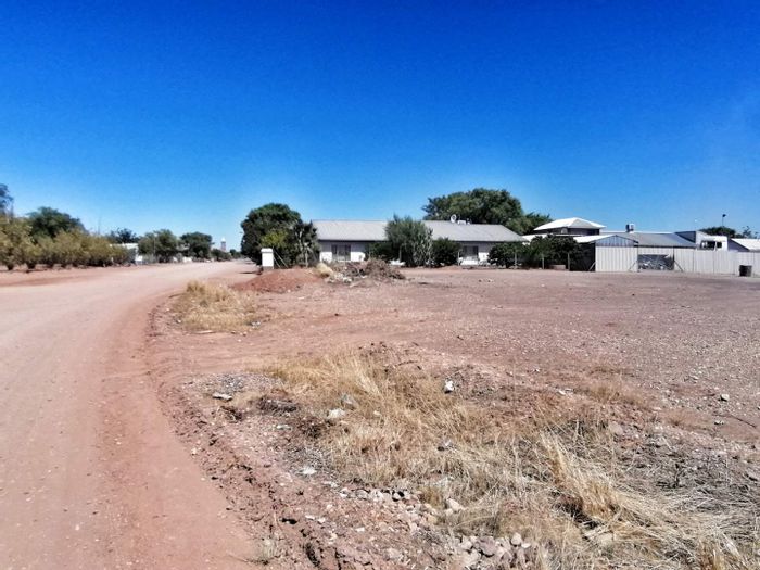 Vacant Land Residential For Sale in Mariental Central - 1813m², ideal for rentals.