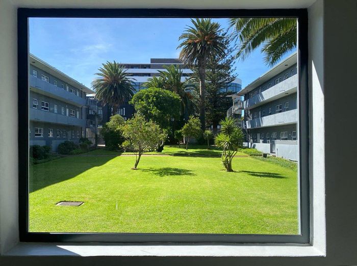 Property #2230638, Apartment for sale in Milnerton Central