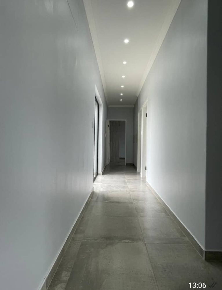 Passage to bedrooms