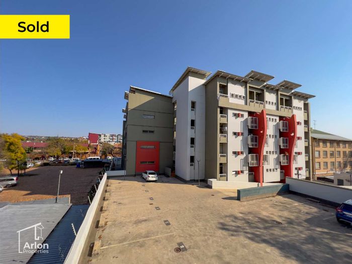 Property #2075818, Apartment for sale in Hatfield
