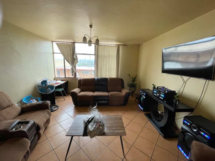 Property #2426303, Apartment For Sale in Pretoria West