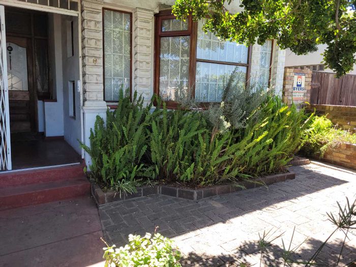 Property #2207780, House sold in Goodwood Central