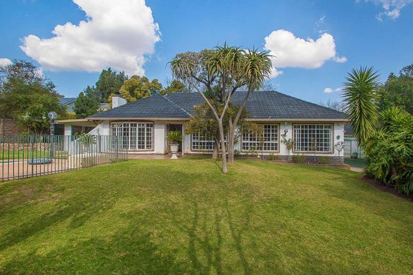 4 Bedroom House in Randpark For Sale R1,890,000 #2160437